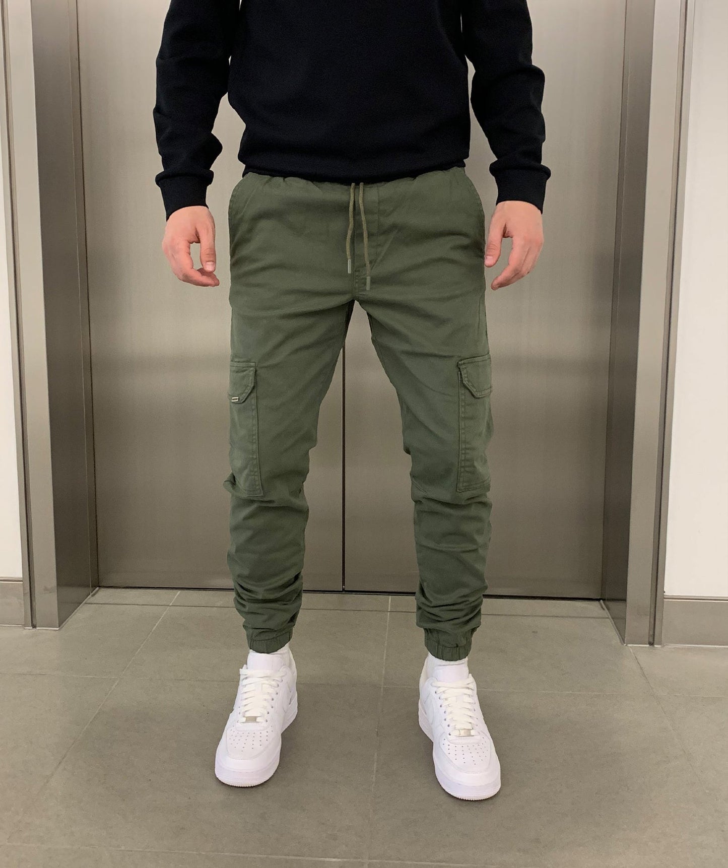 PANTALON CARGO COUPE JOGGER